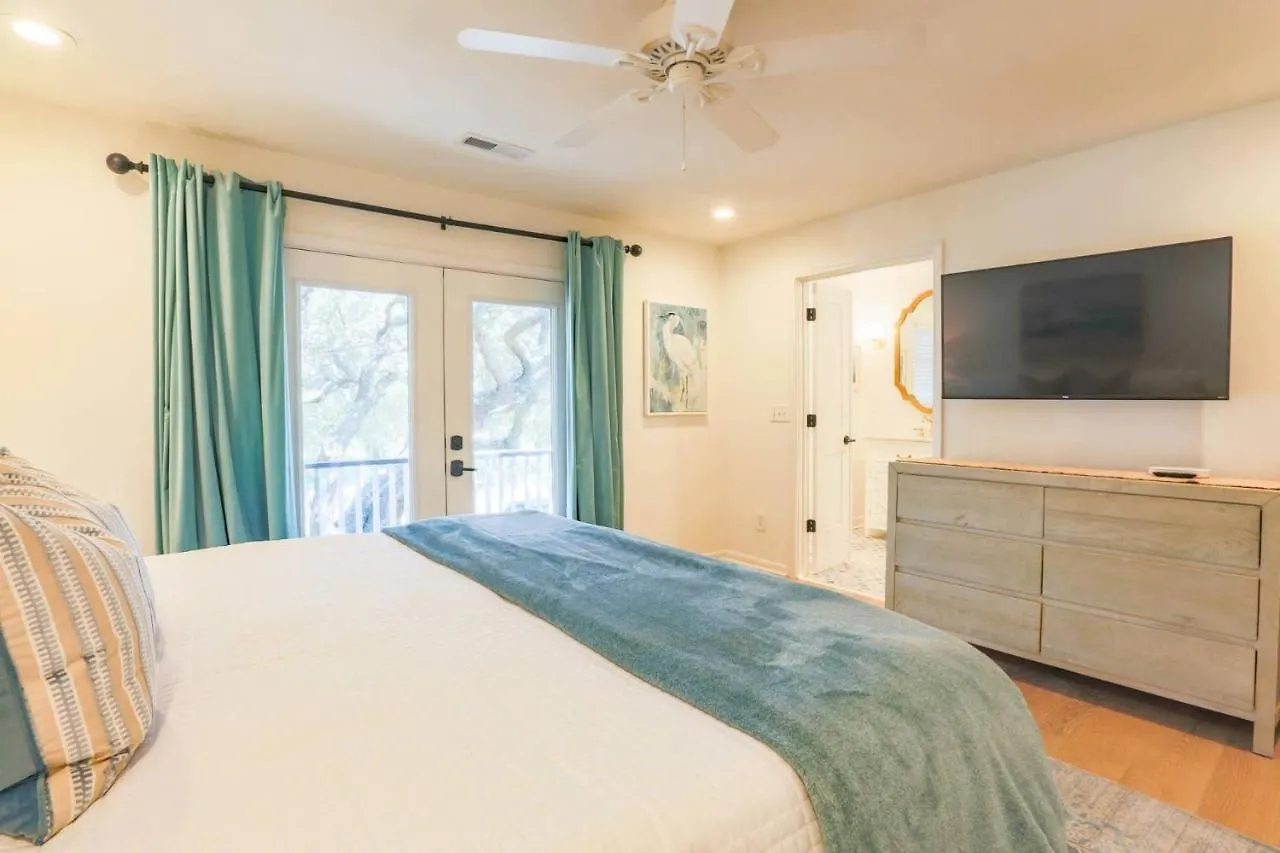 The Treehouse Isle of Palms