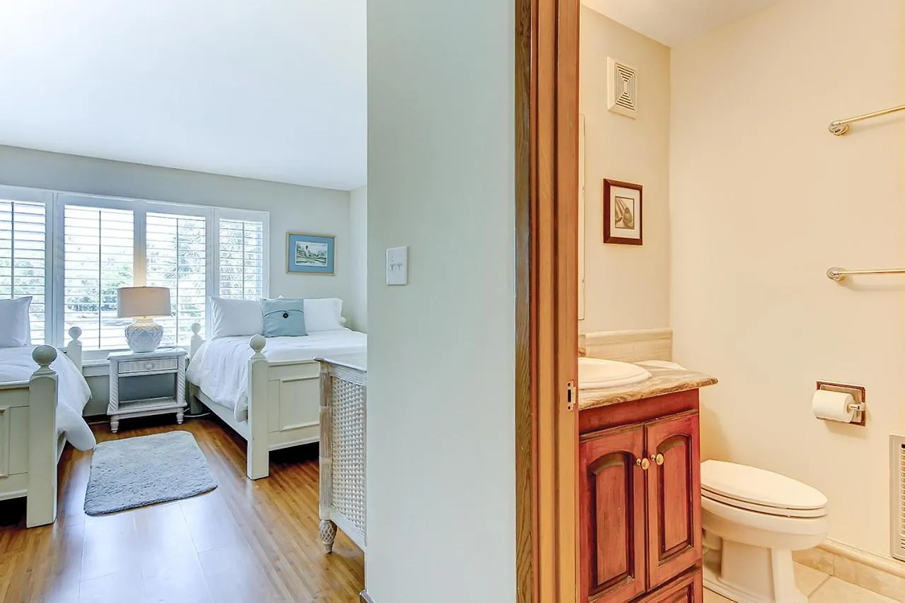 1b Seagrove Apartment *