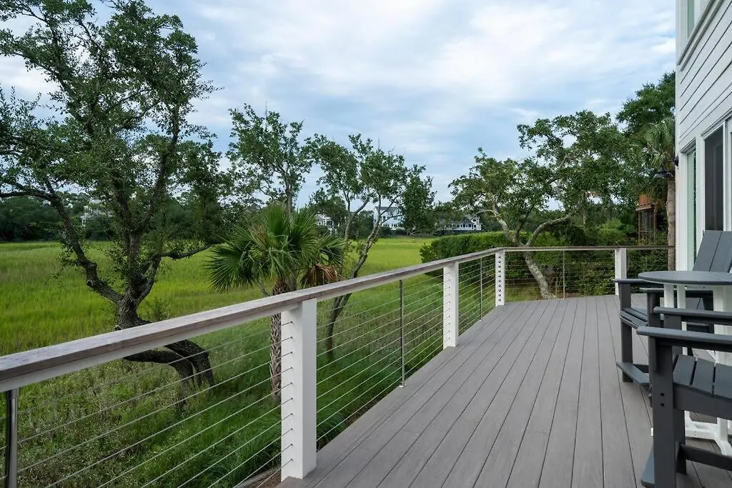Marsh Island 9 - Sunset On The Island! Renovated Home! Isle of Palms