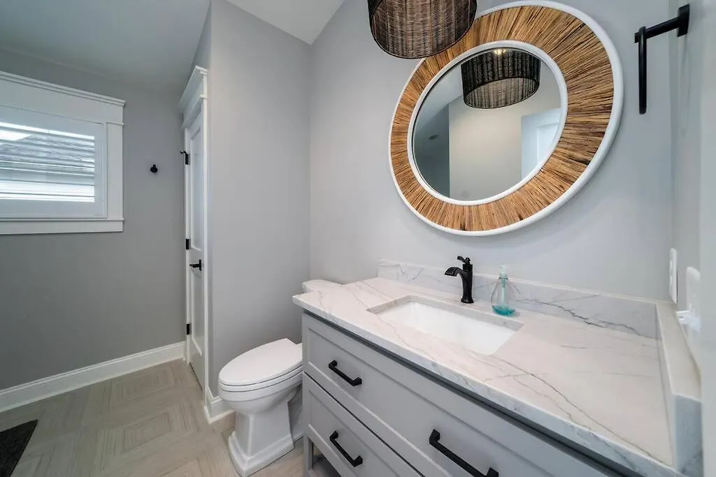 Marsh Island 9 - Sunset On The Island! Renovated Home! Holiday home Isle of Palms
