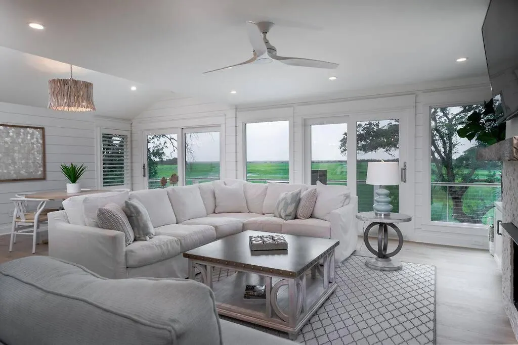 Marsh Island 9 - Sunset On The Island! Renovated Home! *