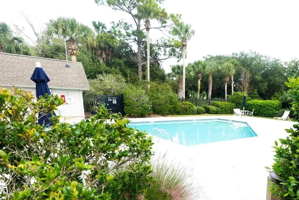 Lagoon 19 - Lagoon Lifestyle! Center Of Wild Dunes! * Isle of Palms