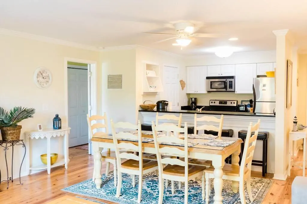 Apartment Lagoon 25 - Heart Of Wild Dunes, Quick Walk To Isle of Palms