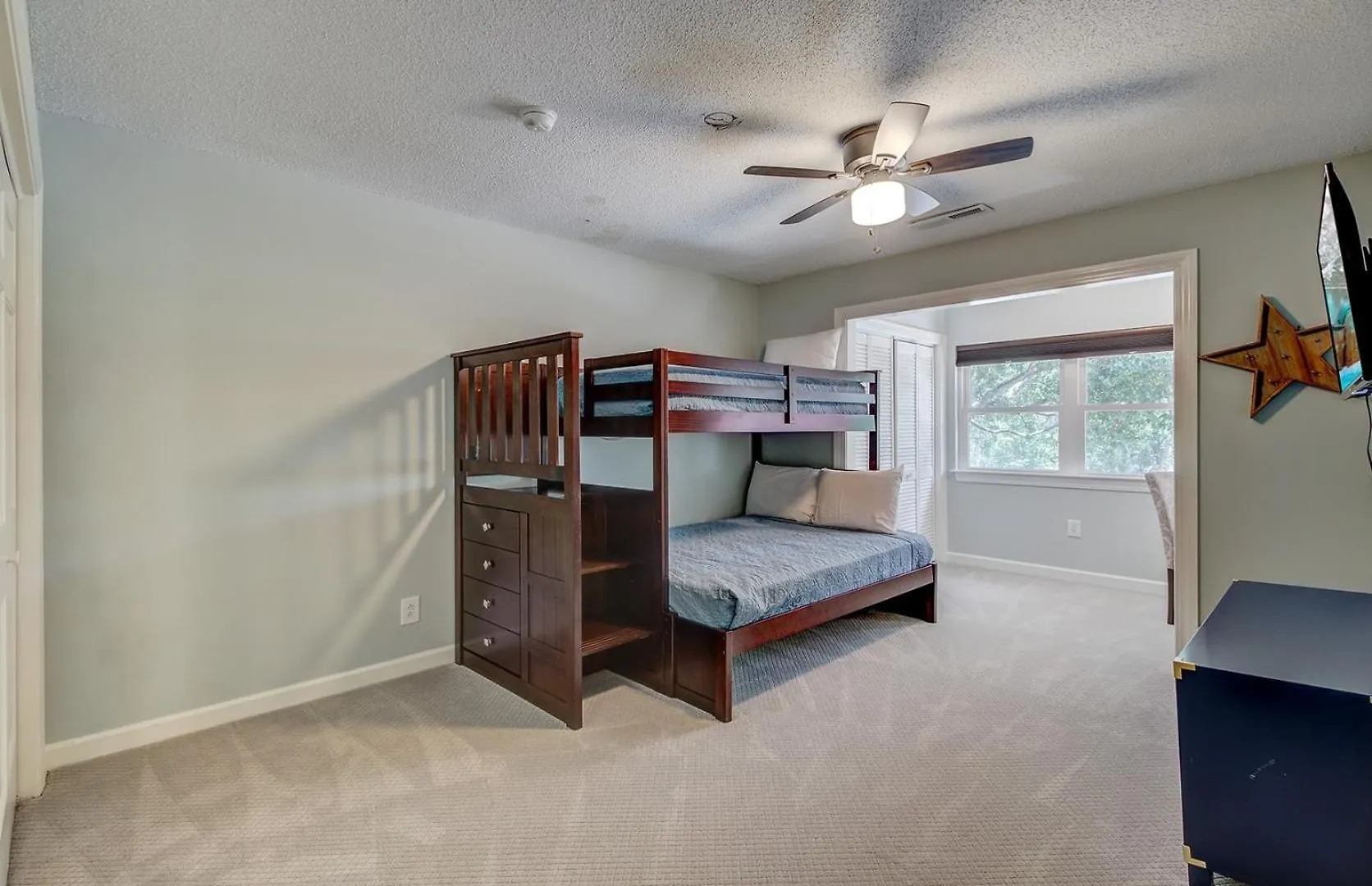 11 43rd Avenue By Avantstay Pool Close To *
