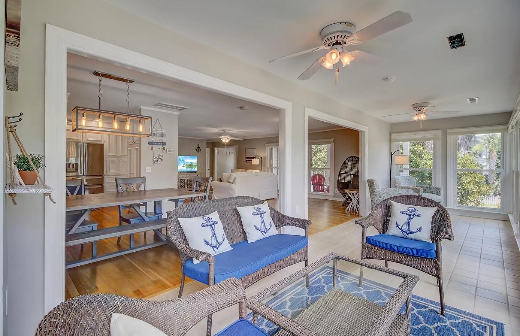 11 43rd Avenue By Avantstay Pool Close To Holiday home