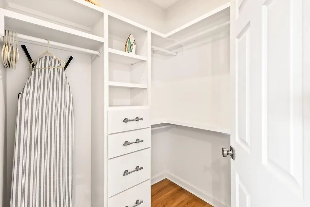 New Listing! Moorings 510 - Yacht View Serenity! Apartment *