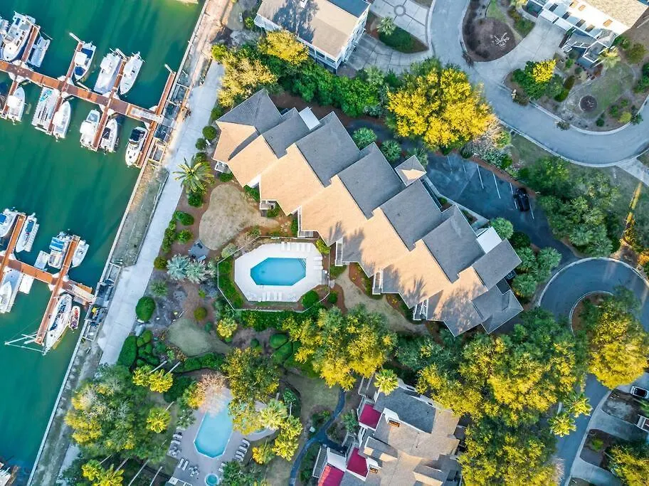New Listing! Moorings 510 - Yacht View Serenity! Apartment