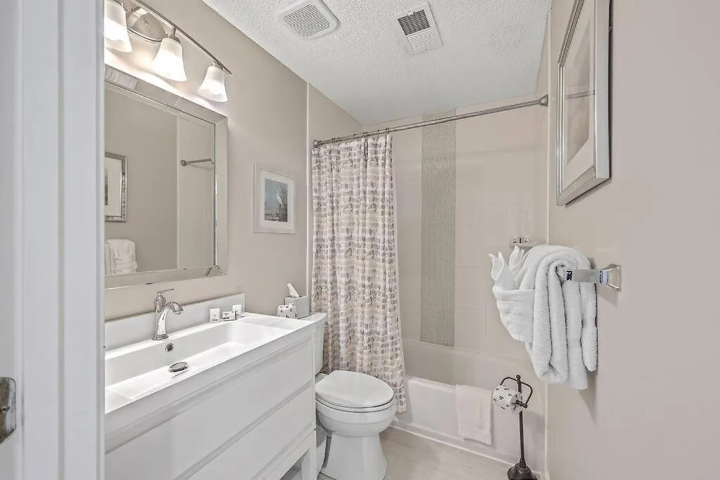 New Listing! Pelican Bay 14 -luxury At Beach! Apartment