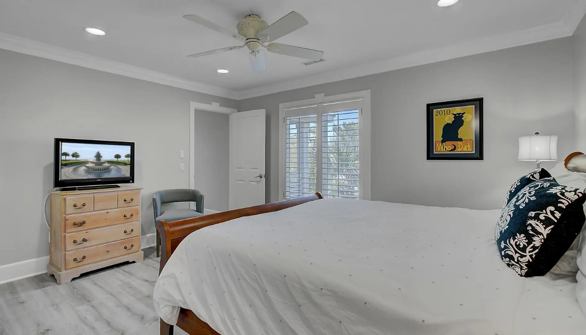 910 Ocean Boulevard *