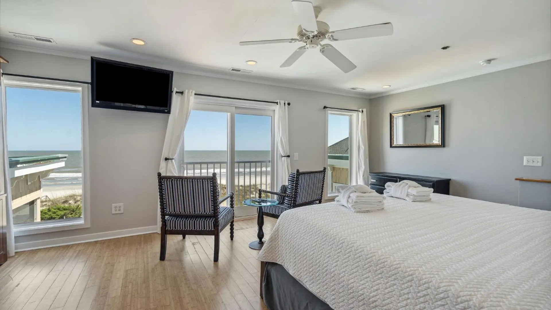 808 Ocean Boulevard * Isle of Palms