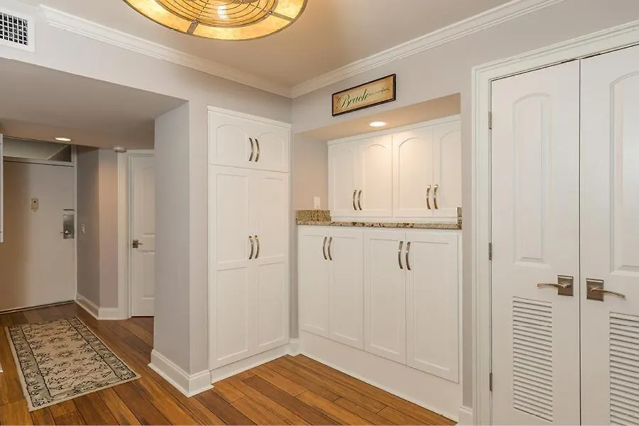 Shipwatch 102a By Wild Dunes, Oceanfront Holiday home *