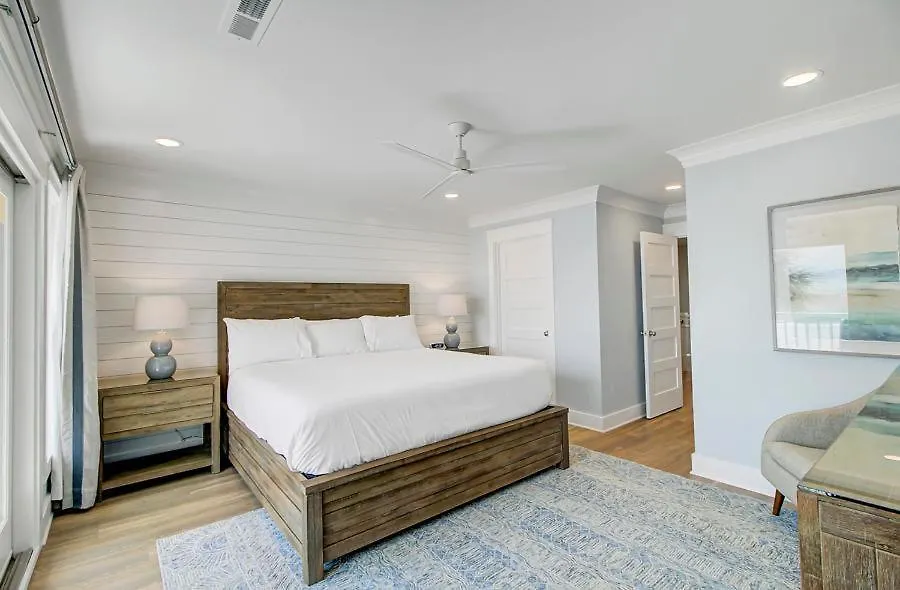 Holiday home Club 33 By Wild Dunes, Oceanfront Isle of Palms