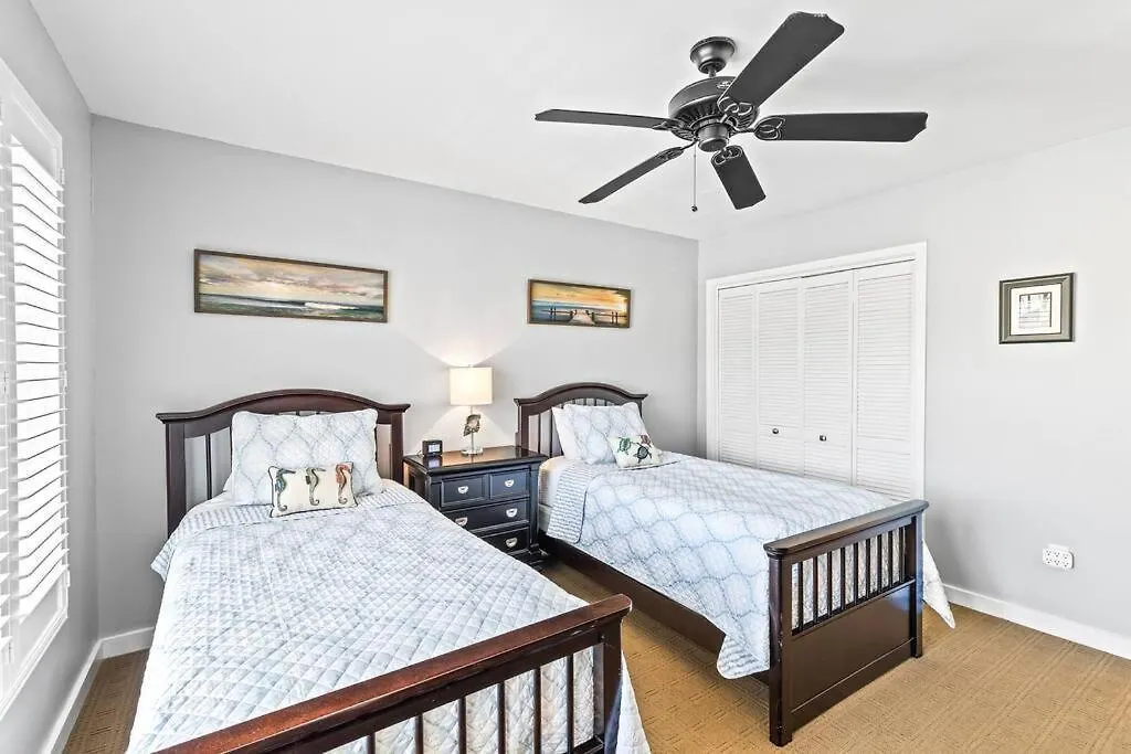 Apartment Seagrove 11c - Oceanfront View! Center Of Resort!