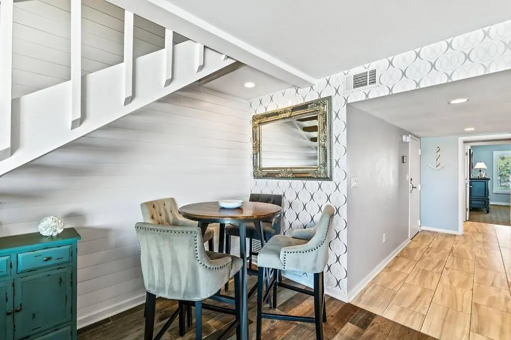 Seagrove 11c - Oceanfront View! Center Of Resort! Apartment Isle of Palms