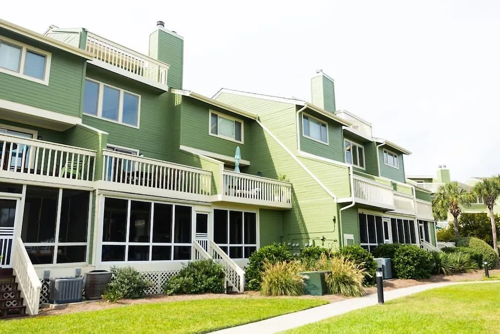 Apartment Mariner's Walk 10f - Charming Oceanview! Two-story Villa! Isle of Palms