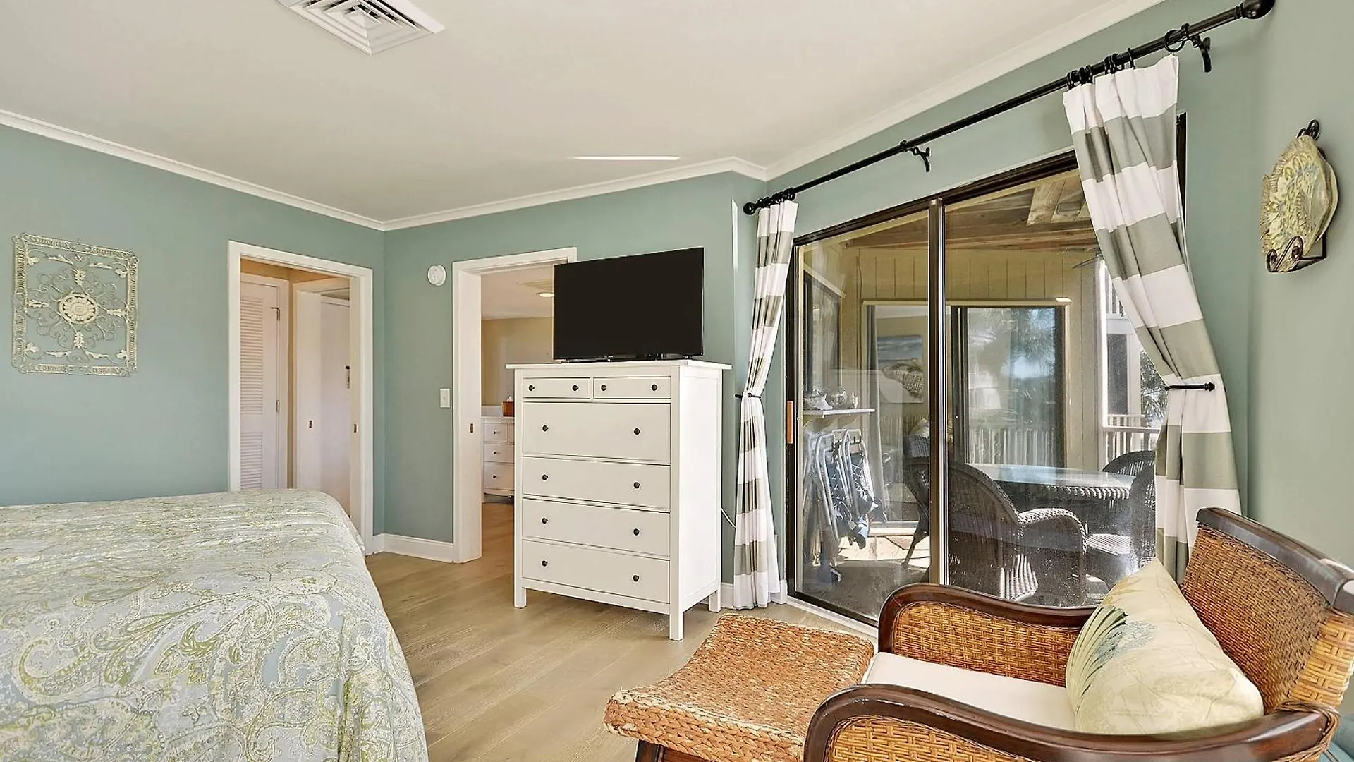 202e Port O'call * Isle of Palms