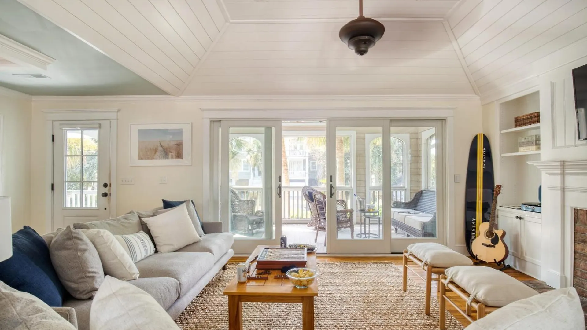 Holiday home Palmetto By Avantstay Gorgeous Character W Pool Sun Pool Table Isle of Palms