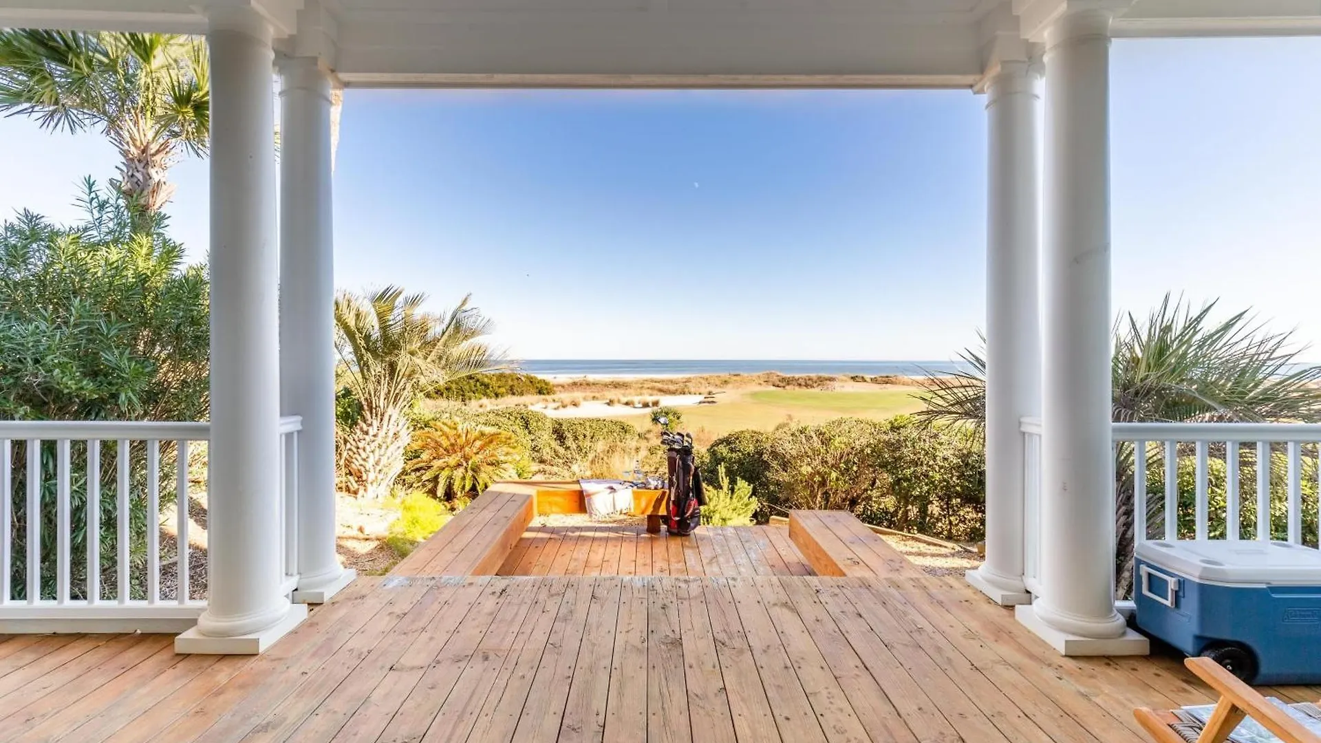 Holiday home High Tide By Avantstay Incredible Front W Pool Isle of Palms