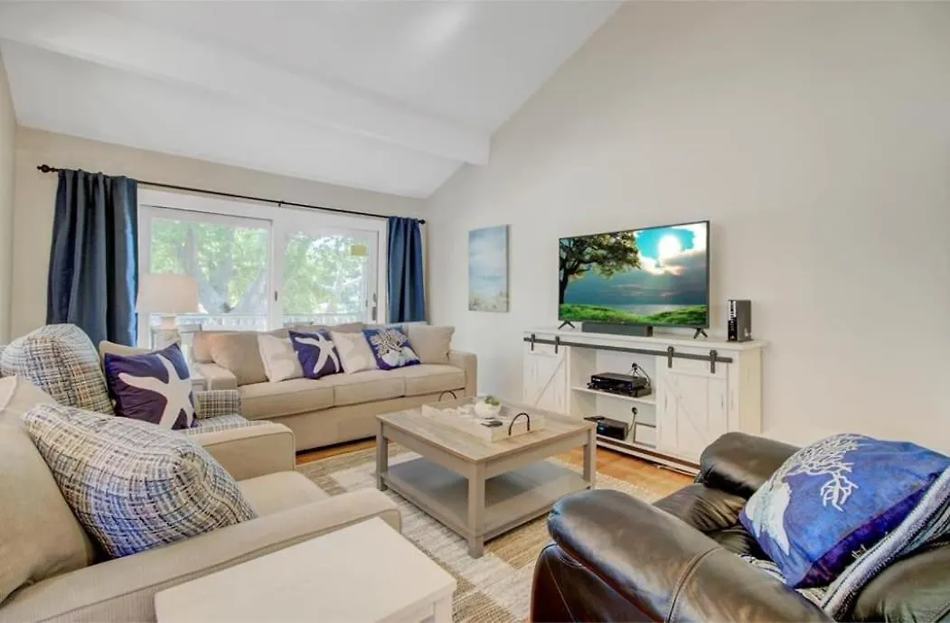 Holiday home 24 Fairway Dunes By Avantstay Golf Course View Swimming Complex *