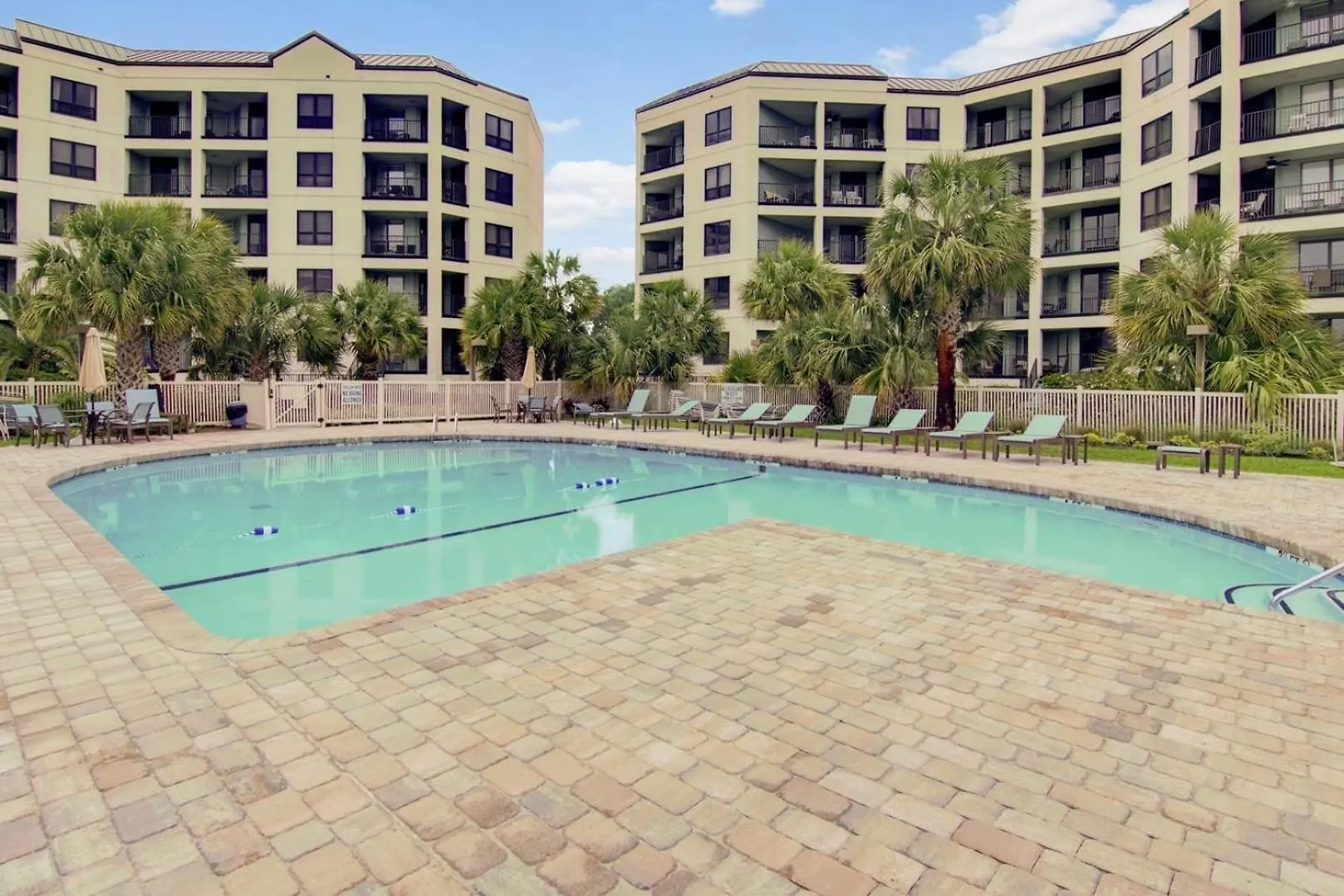 207 Summerhouse By Avantstay Beachfront Community W Ocean Views Apartment Isle of Palms
