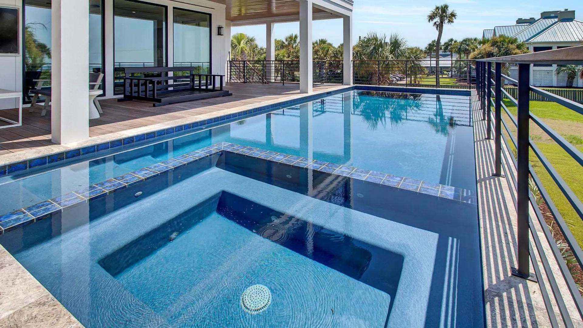 Coastal Harmony By Avantstay Oceanfront Private Pool View Holiday home Isle of Palms