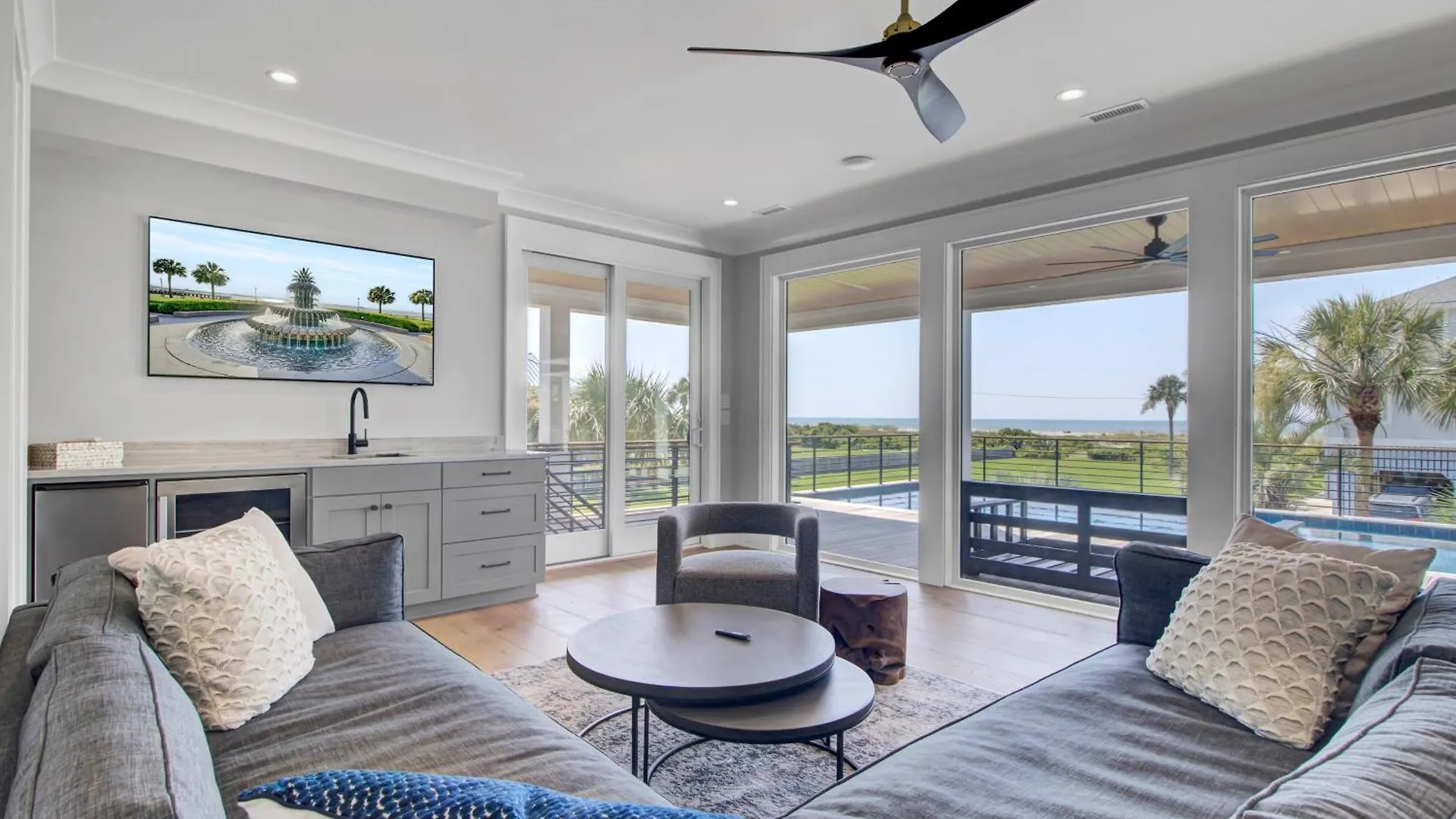 Holiday home Coastal Harmony By Avantstay Oceanfront Private Pool View *