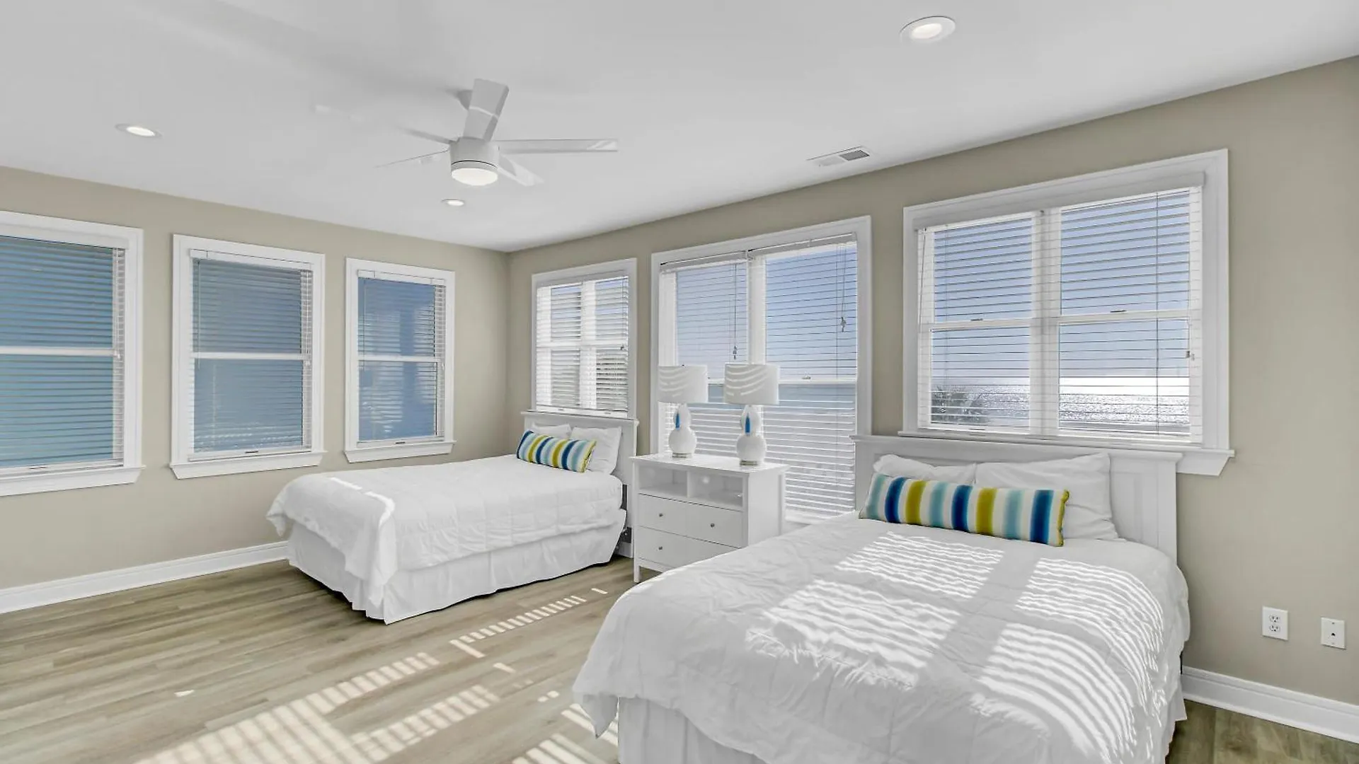 Holiday home 131 Grand Pavilion By Avantstay Oceanfront On The Boardwalk Isle of Palms