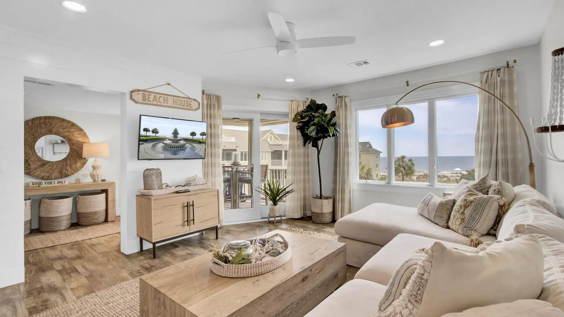 303 D Port By Avantstay Oceanfront Penthouse Isle of Palms