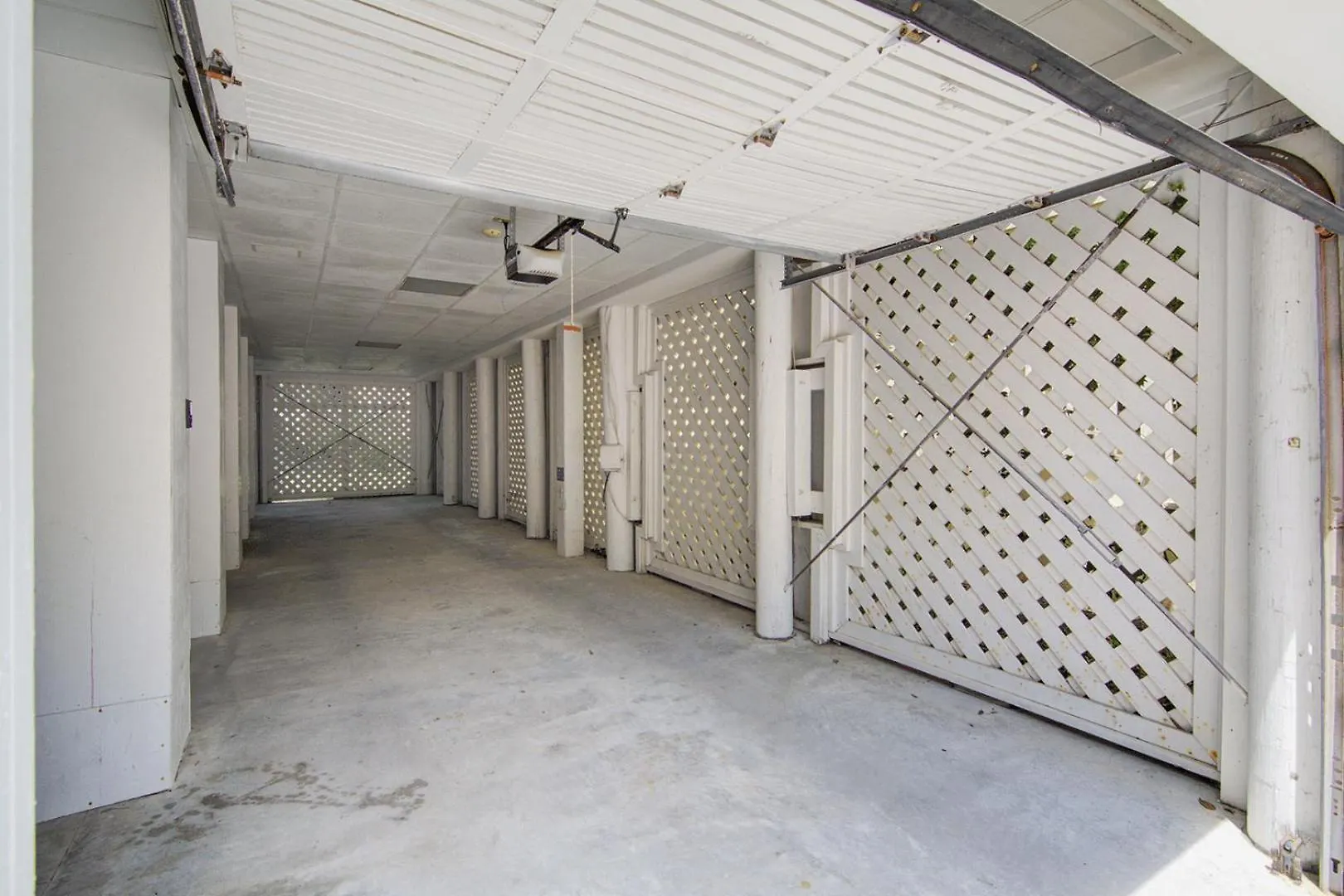 Holiday home 56 Grand Pavilion By Avantstay Oceanfront Deck Views Community Pool