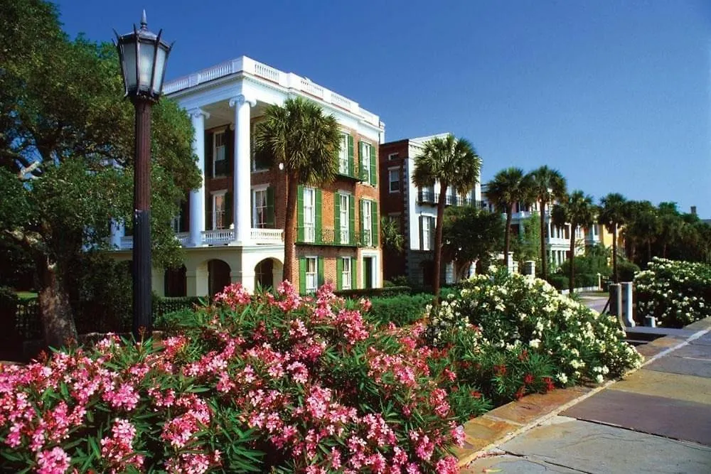 Holiday home 3 Twin Oaks By Avantstay Access Sunroom Great Location Isle of Palms