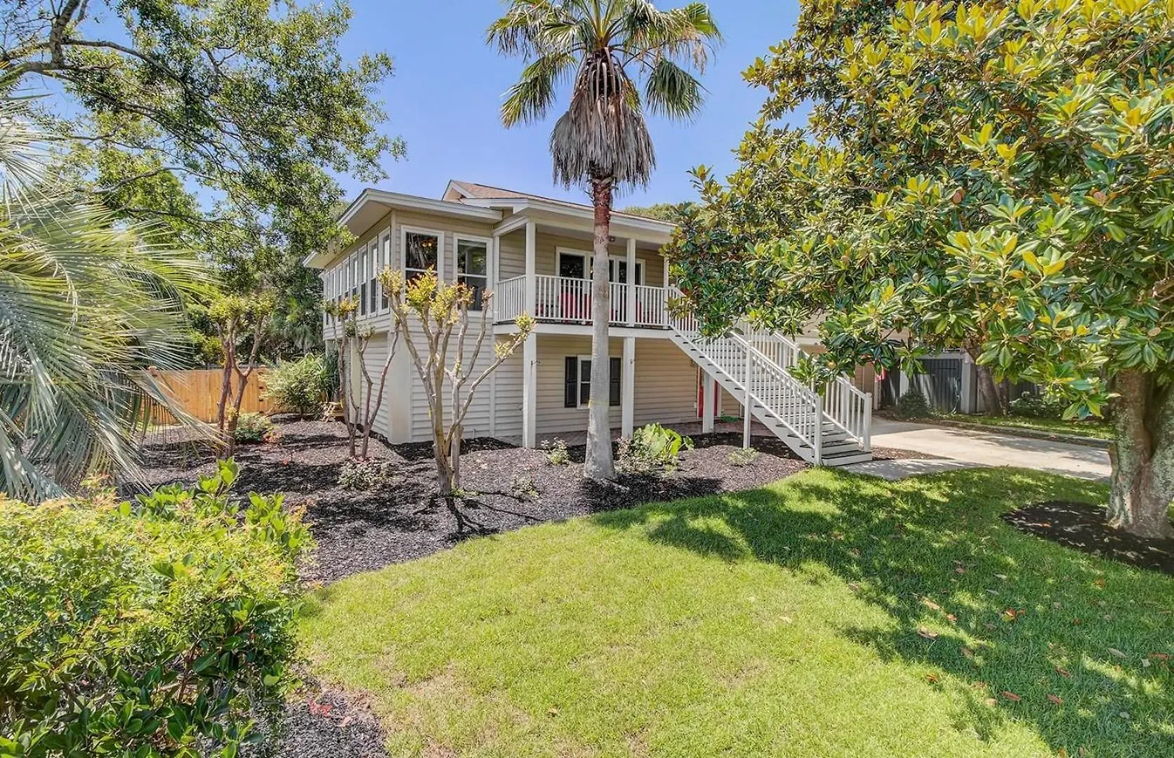 11 43rd Avenue By Avantstay Pool Close To Holiday home