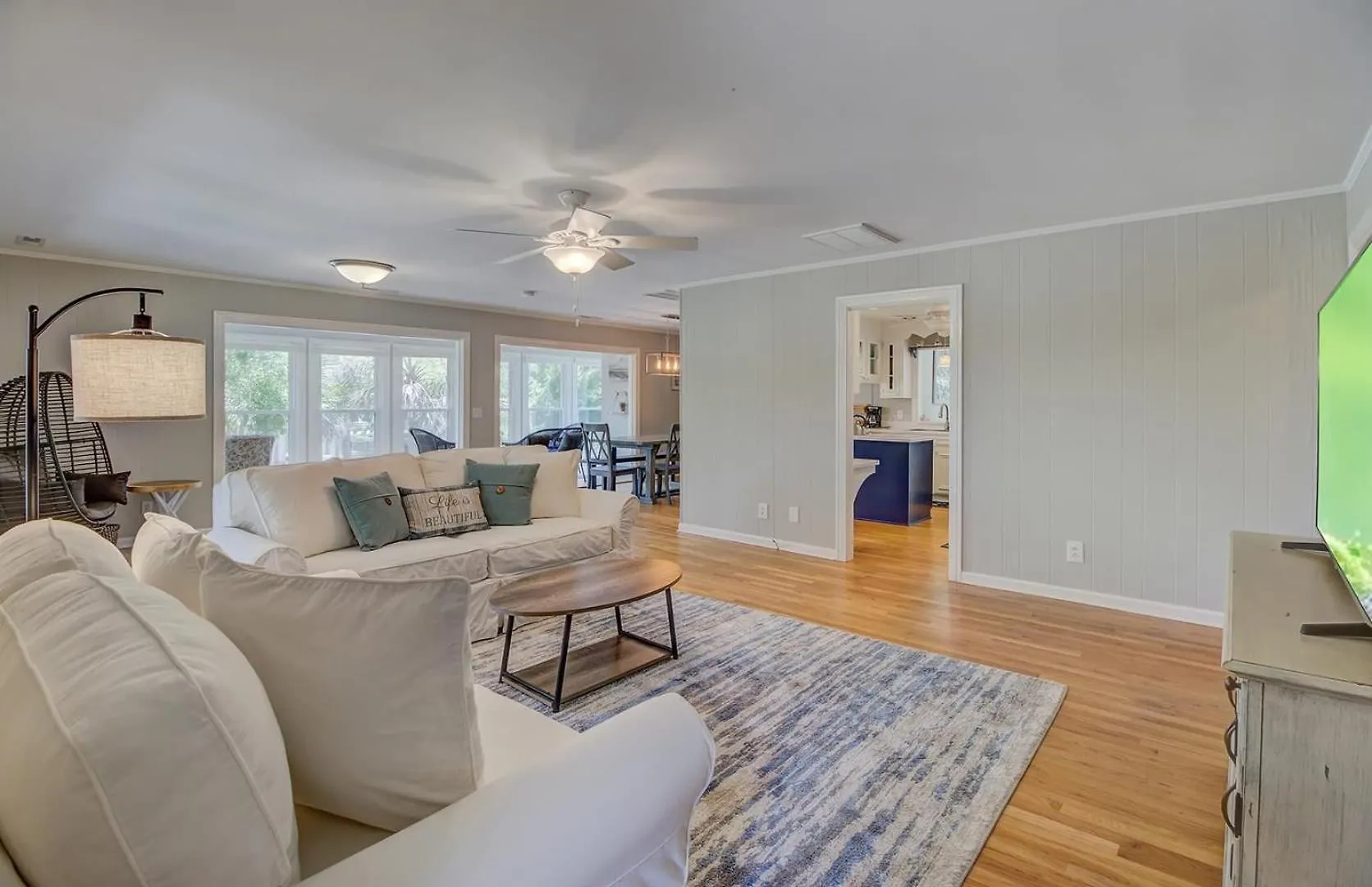 11 43rd Avenue By Avantstay Pool Close To Holiday home *