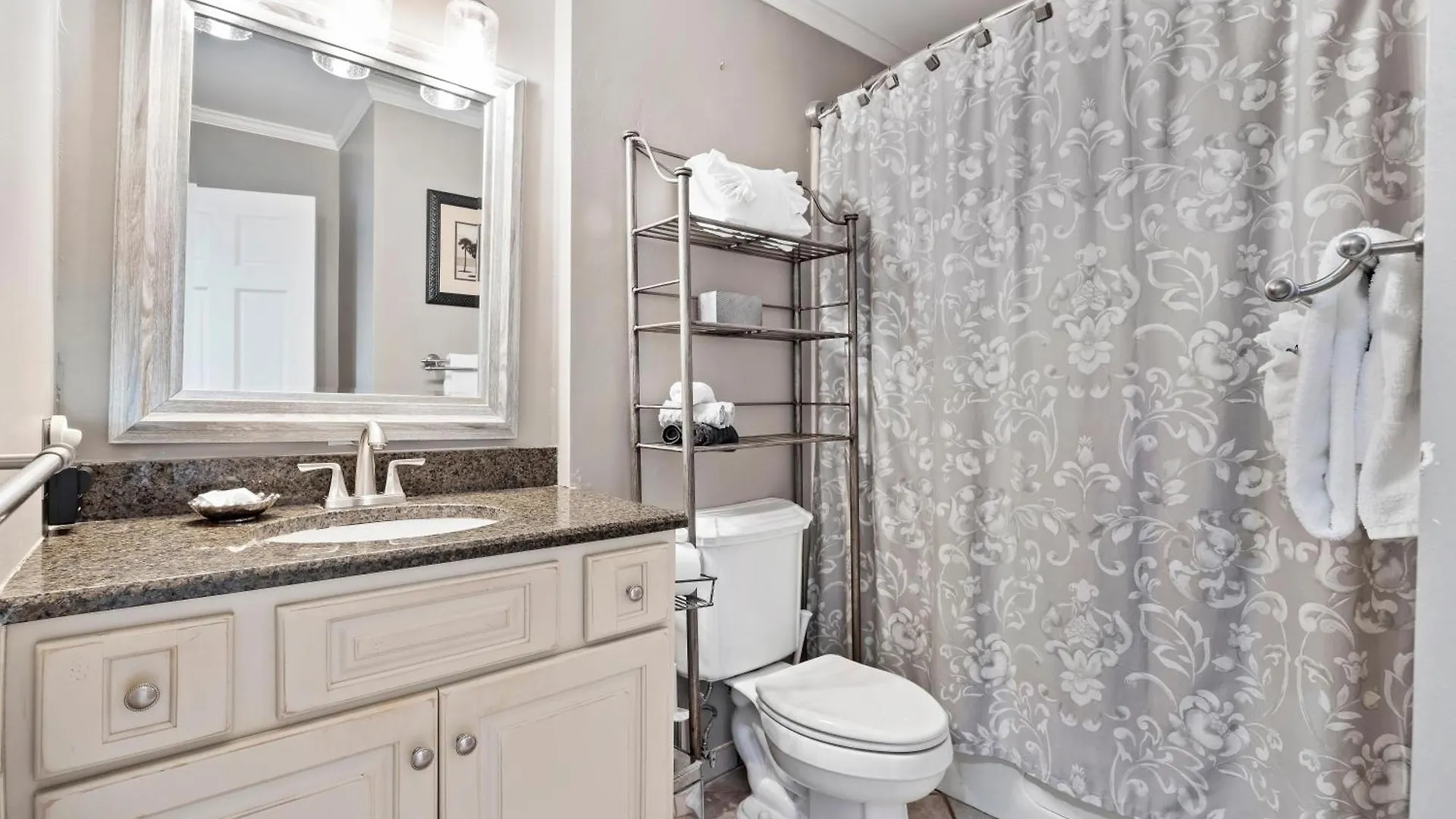 7b Seagrove Holiday home *