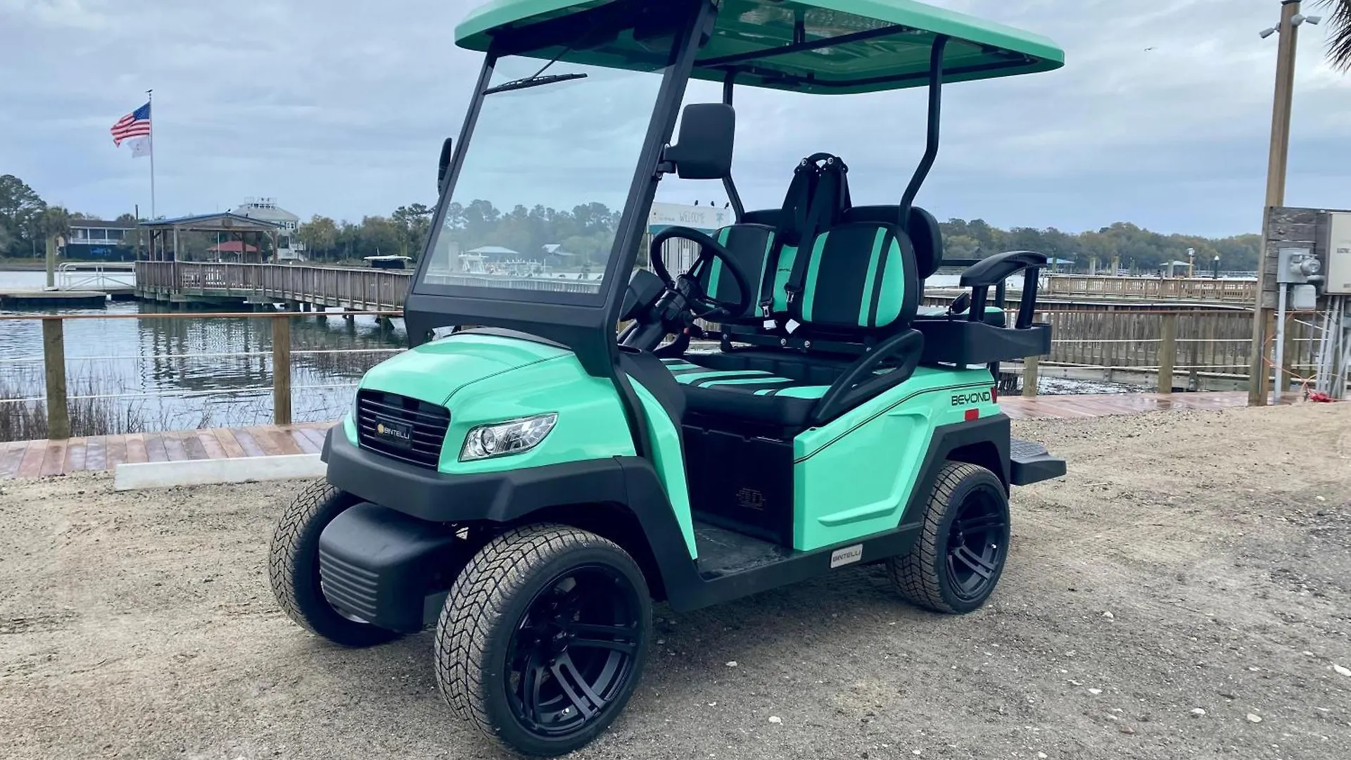 2307 Hartnett Blvd * Isle of Palms