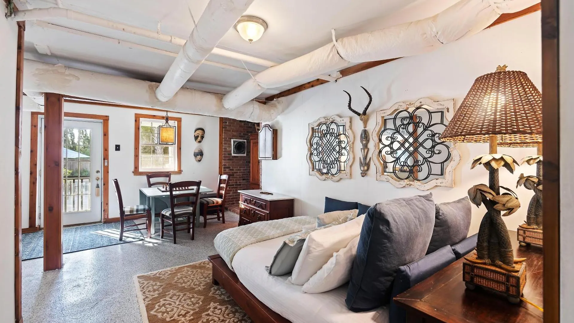 2403 Waterway Blvd Holiday home *