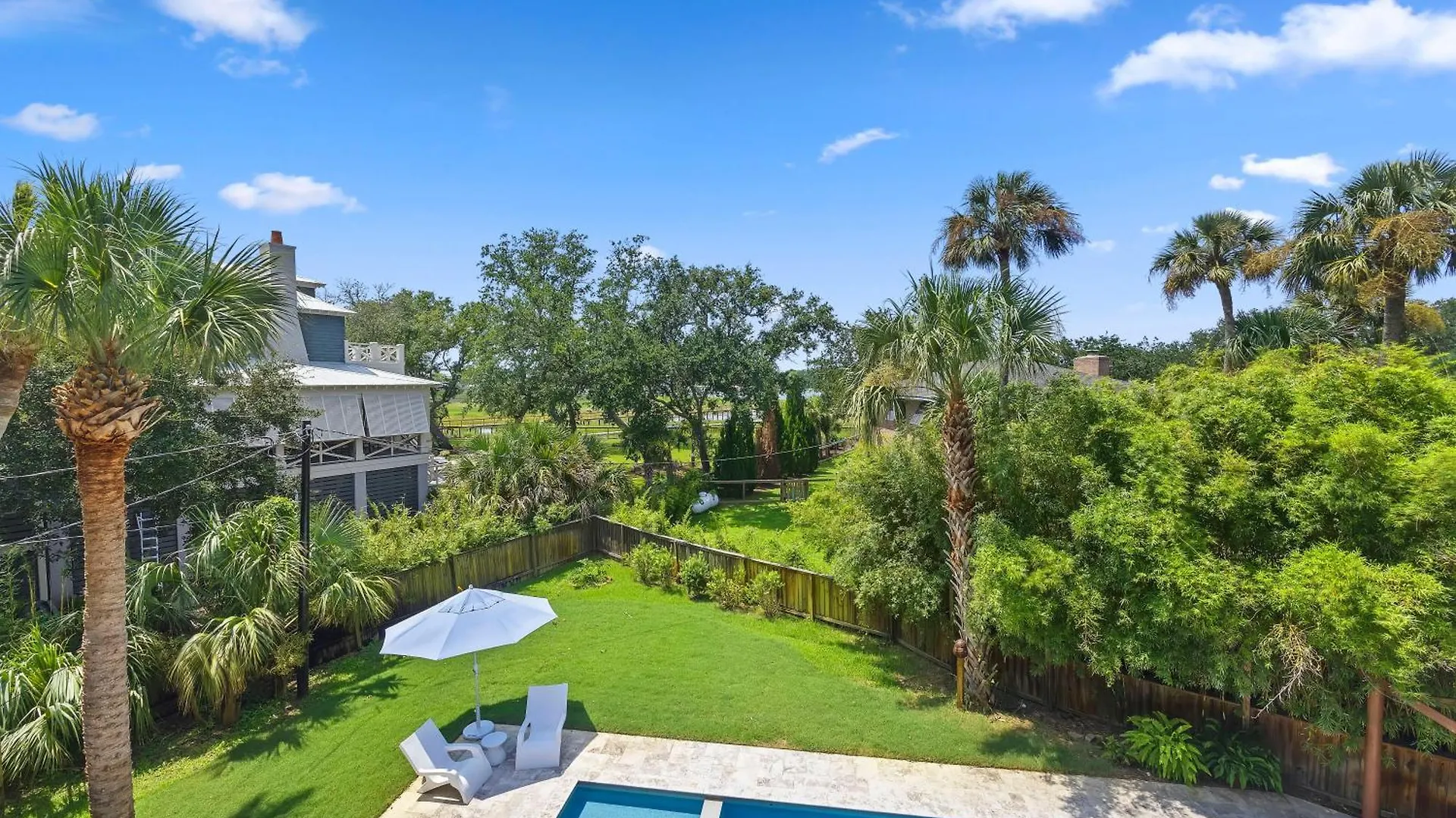 2403 Waterway Blvd Holiday home