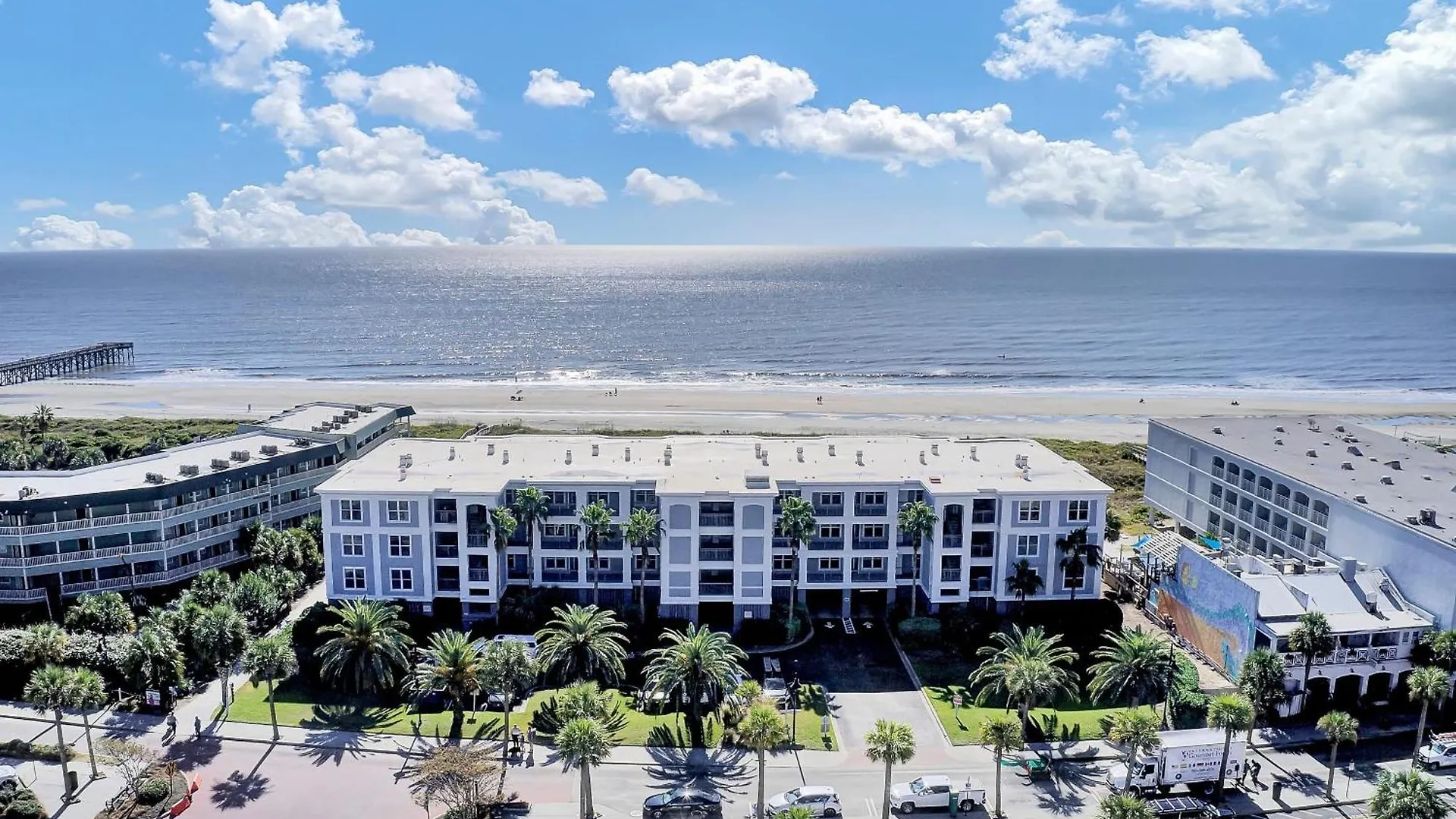 Ocean Blvd 102 Beautiful With Ocean Views Holiday home *