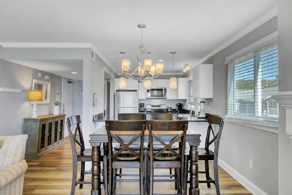 Holiday home Seagrove 1a By Wild Dunes, Oceanfront *