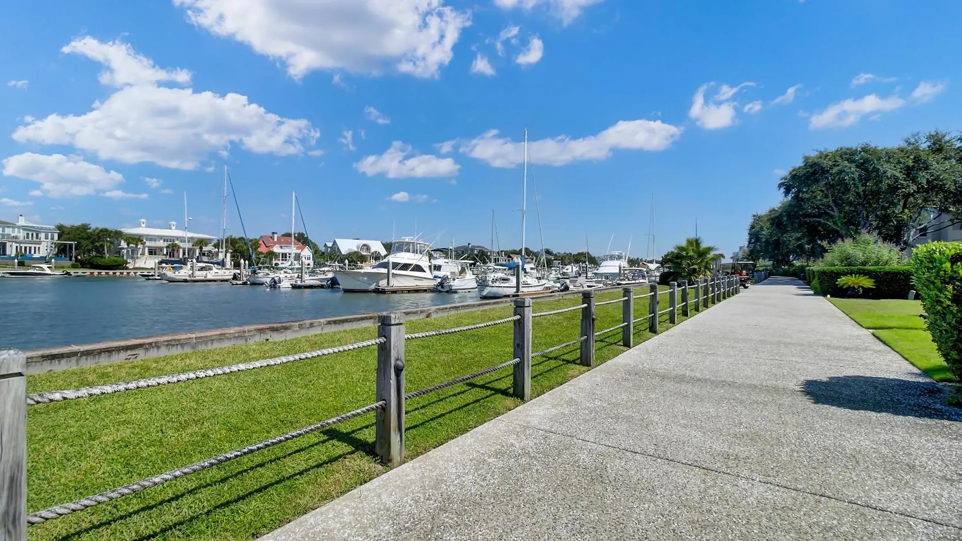 Holiday home Yacht Harbor Court 30 By Wild Dunes, Marina View With Amenity Access *
