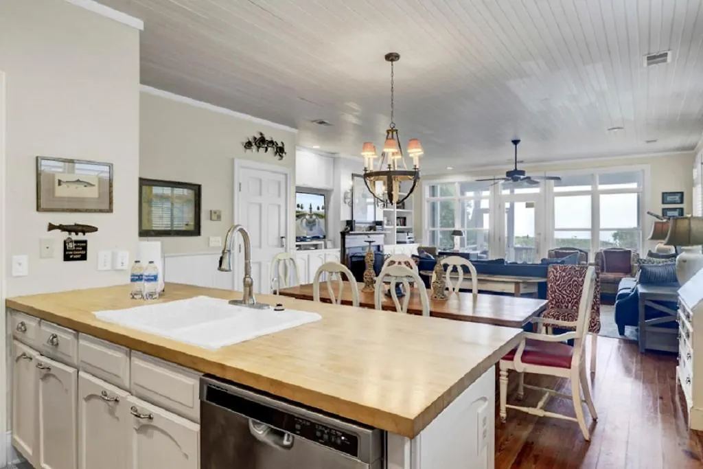 Ocean Point 43 By Wild Dunes, Oceanfront Holiday home *