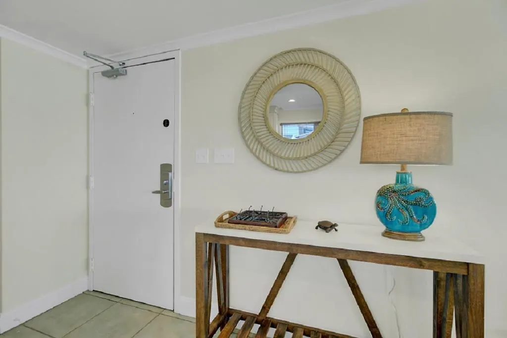 Holiday home Seagrove 2d By Wild Dunes, Oceanfront