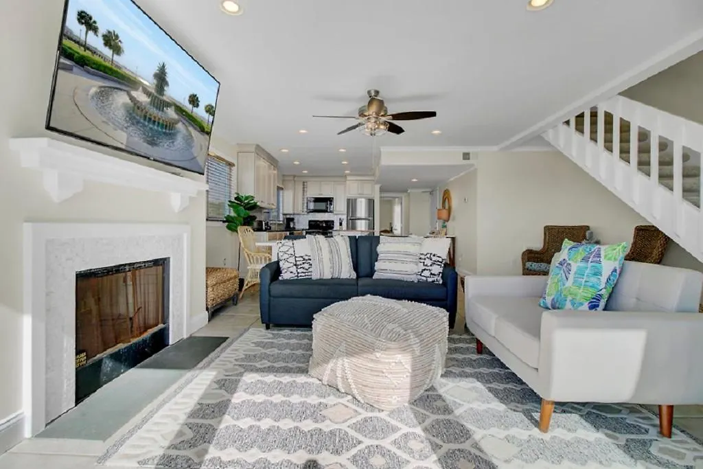 Holiday home Seagrove 2d By Wild Dunes, Oceanfront