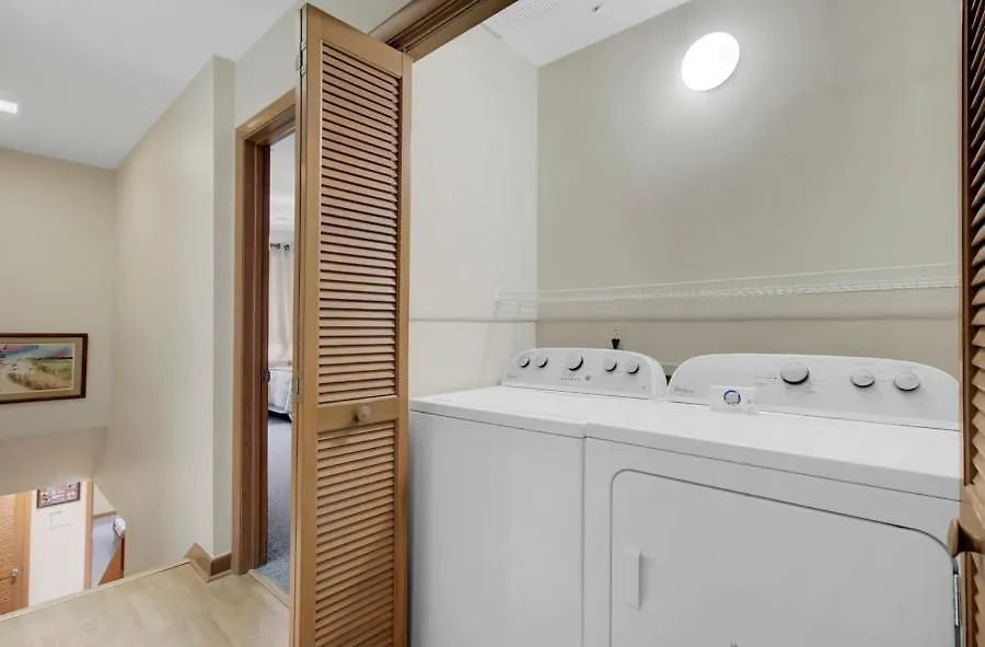 Holiday home Mariners Walk 6f By Wild Dunes, Close To Ocean *