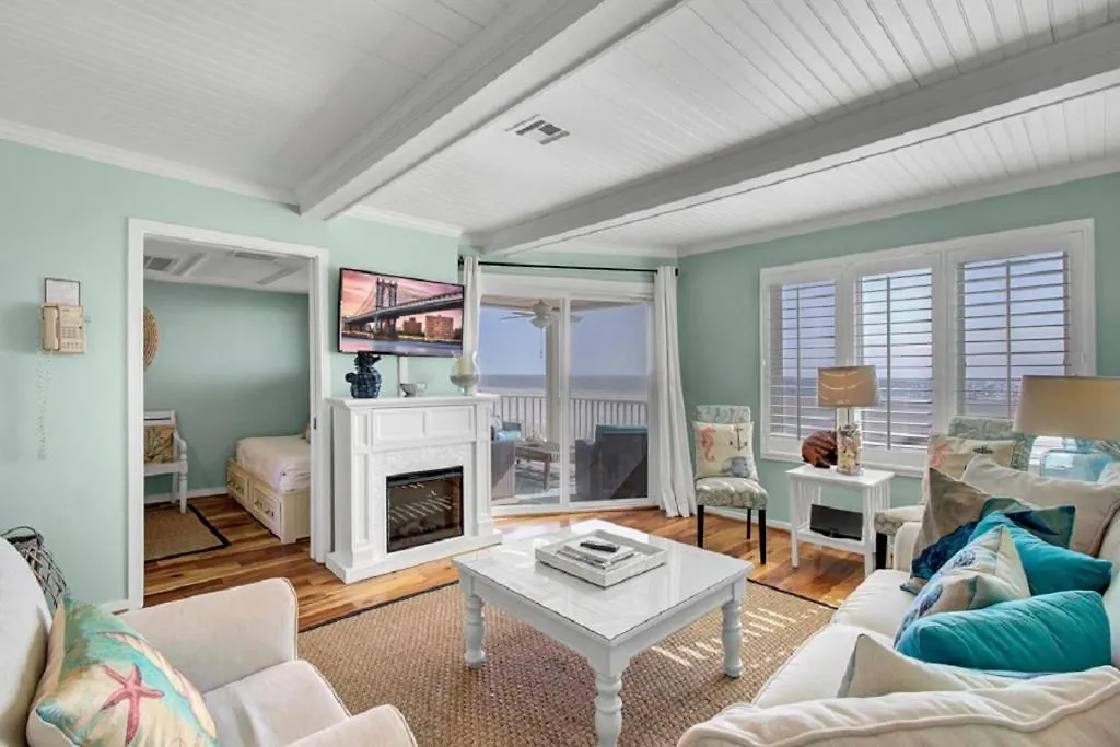 Holiday home Port O'call F203 By Wild Dunes, Oceanfront Isle of Palms