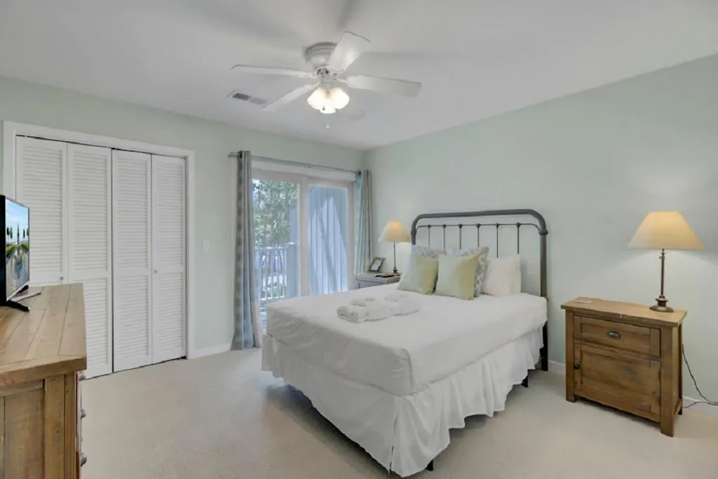 Racquet Club 7 By Wild Dunes, In Core *