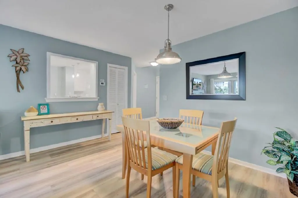 Racquet Club 7 By Wild Dunes, In Core Holiday home *