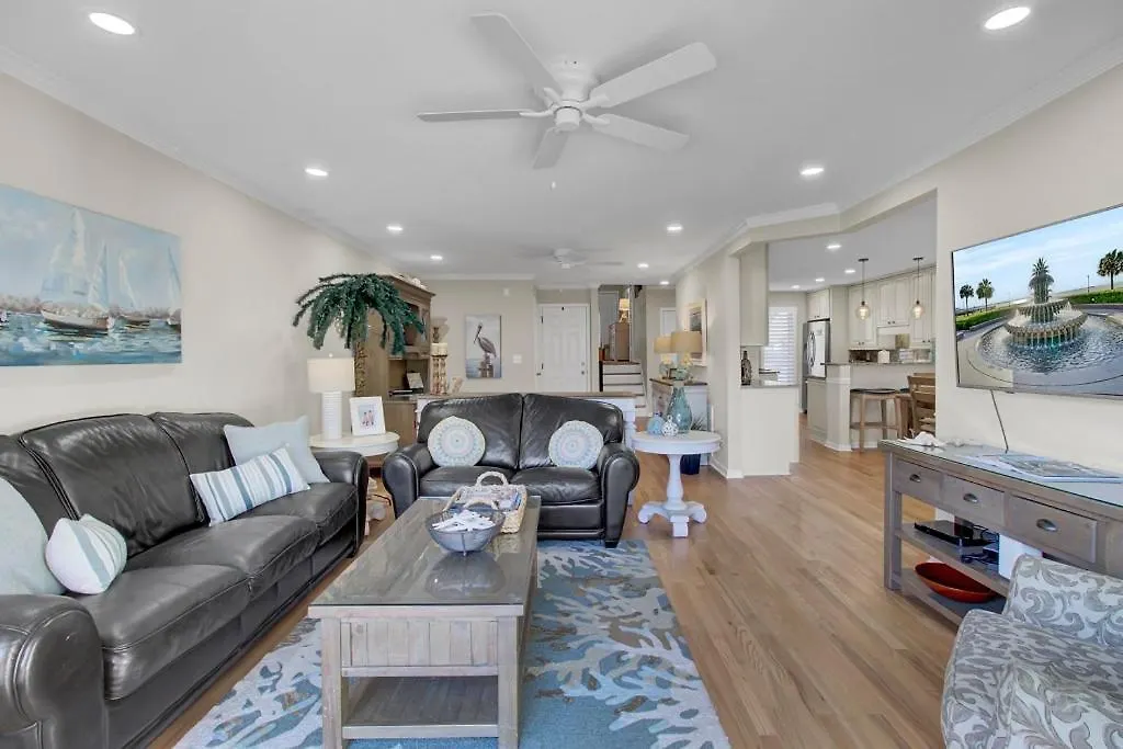Racquet Club 6 By Wild Dunes, In Core