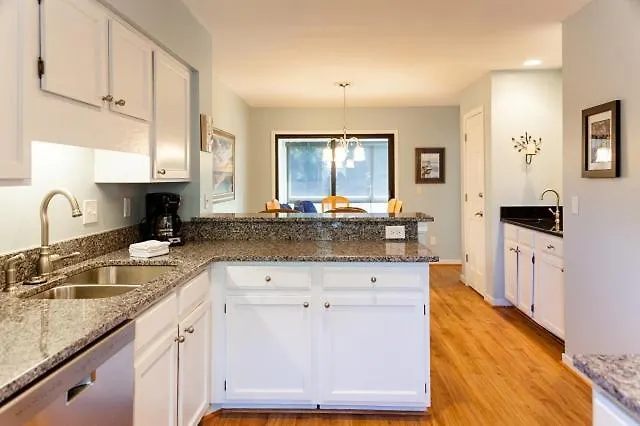 Holiday home Racquet Club 10 By Wild Dunes, In Core Isle of Palms