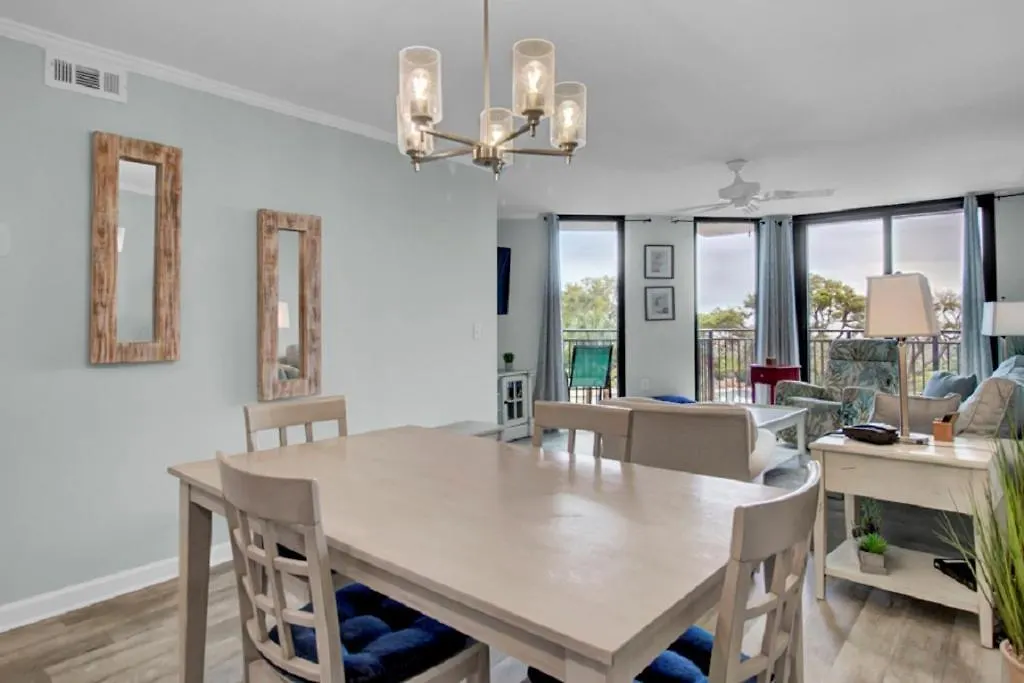 Shipwatch 210b By Wild Dunes, Ocean View Holiday home Isle of Palms