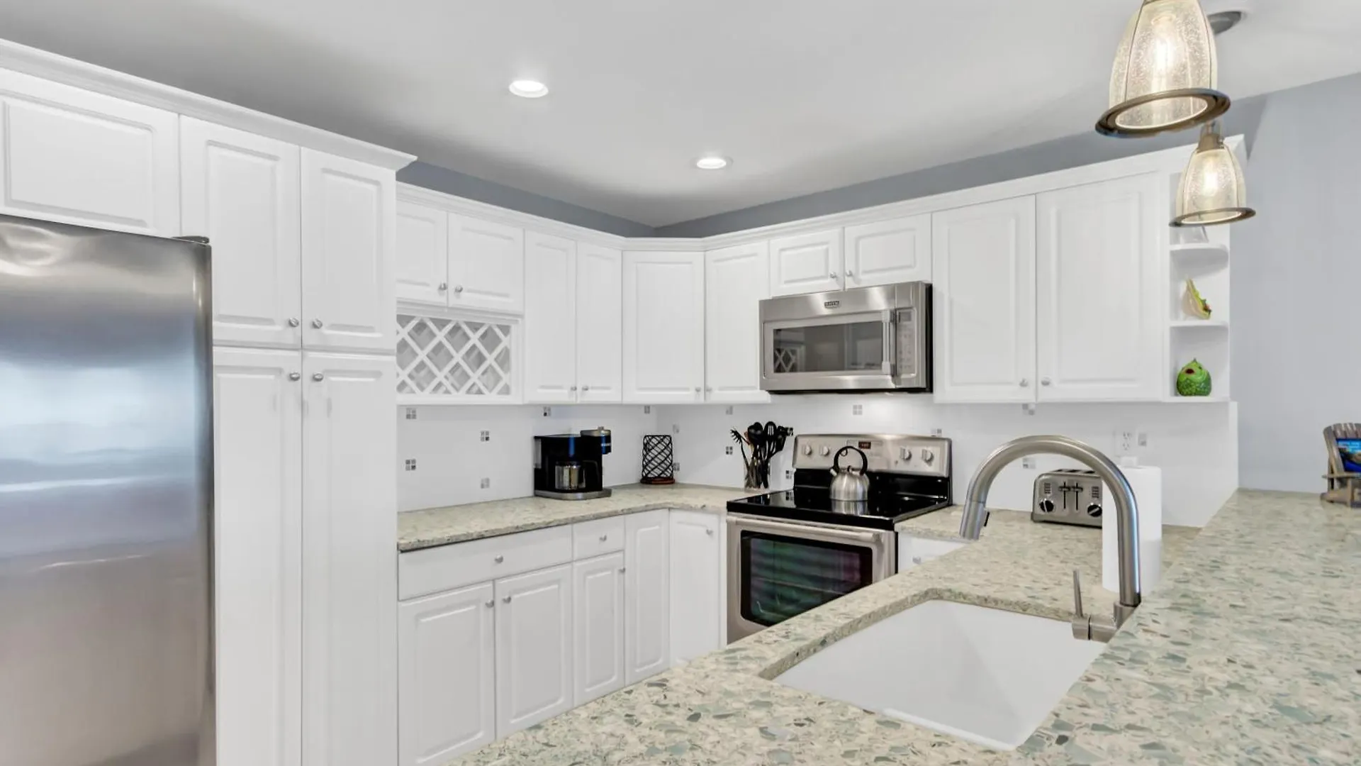 518 Seascape Waterfront Views Community Pool Holiday home